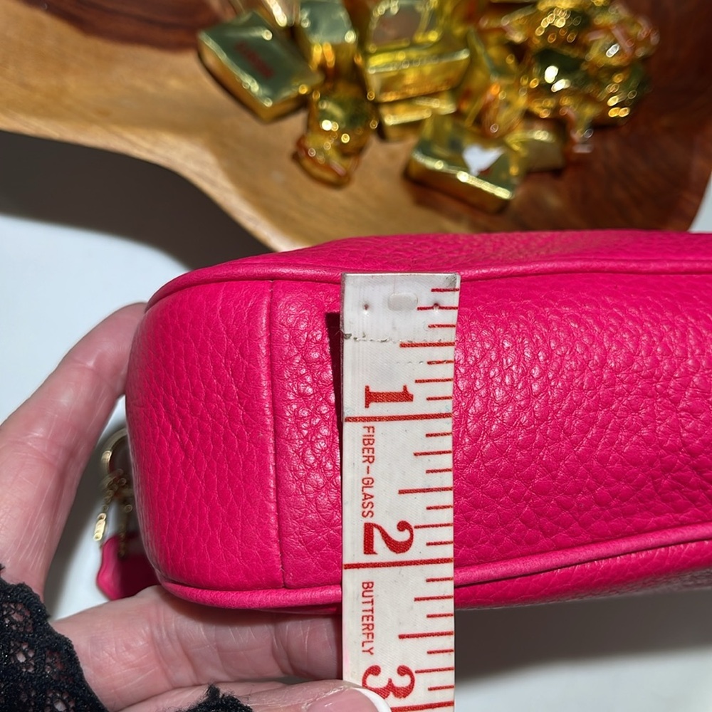 COACH, F53340 Authentic Pebbled Leather Large Wristlet, Chain strap, Pink - Picture 11 of 12